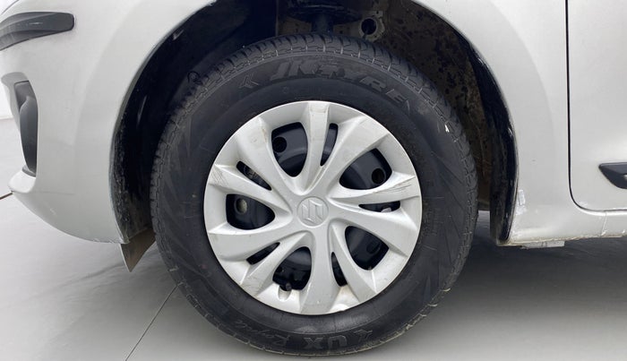 2021 Maruti Swift VXI D, Petrol, Manual, 42,298 km, Left Front Wheel