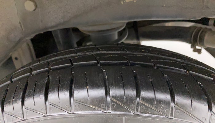 2020 Maruti Alto LXI, Petrol, Manual, 30,292 km, Left Rear Tyre Tread