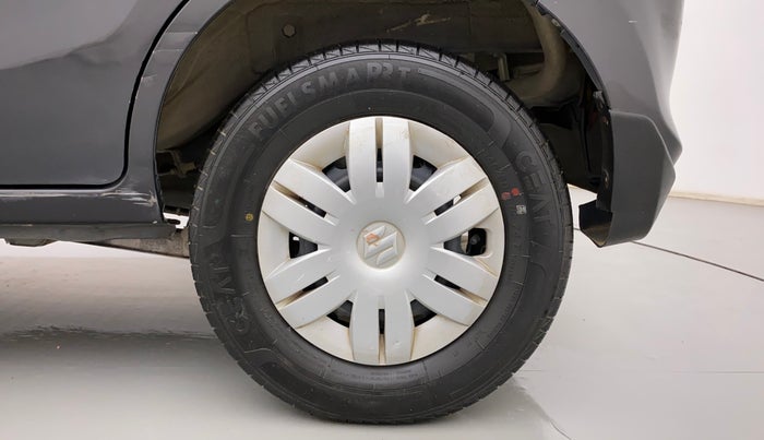 2020 Maruti Alto LXI, Petrol, Manual, 30,292 km, Left Rear Wheel