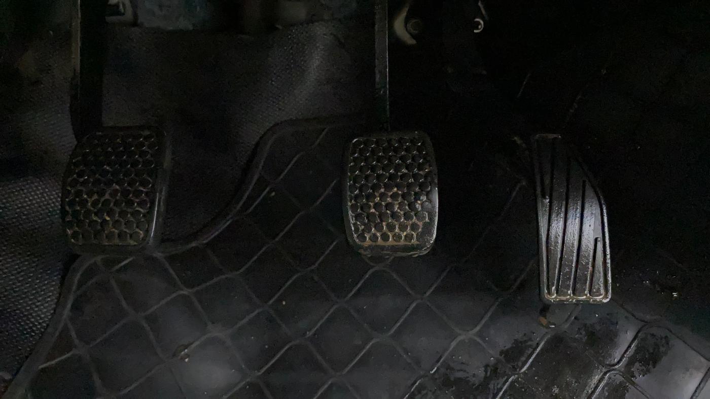 2020 Maruti Alto LXI, Petrol, Manual, 30,292 km, Pedals