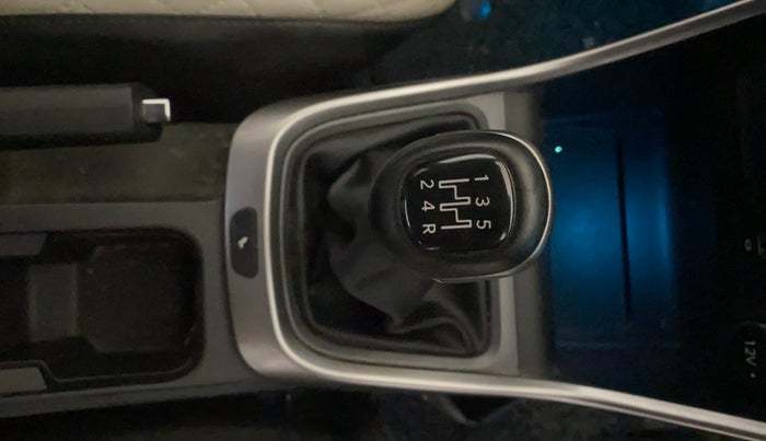 2021 Tata ALTROZ XZ PETROL, Petrol, Manual, 49,467 km, Gear Lever