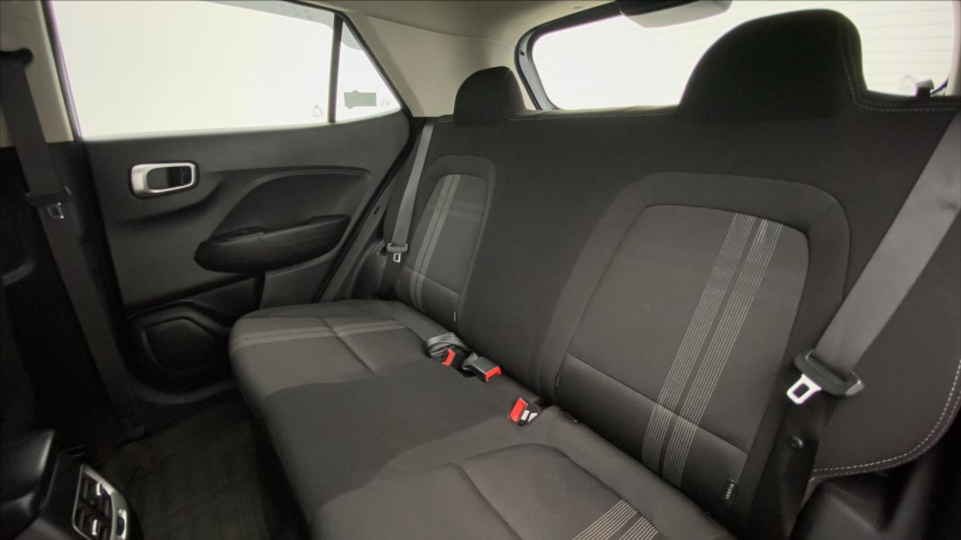 2020 Hyundai VENUE S MT 1.2 KAPPA, Petrol, Manual, 10,568 km, Right Side Rear Door Cabin