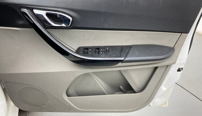 2016 Tata Tiago XZ DIESEL, Diesel, Manual, 72,077 km, Driver Side Door Panels Control