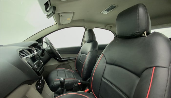 2016 Tata Tiago XZ DIESEL, Diesel, Manual, 72,077 km, Right Side Front Door Cabin