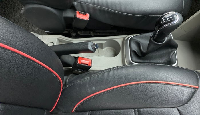 2016 Tata Tiago XZ DIESEL, Diesel, Manual, 72,077 km, Gear Lever