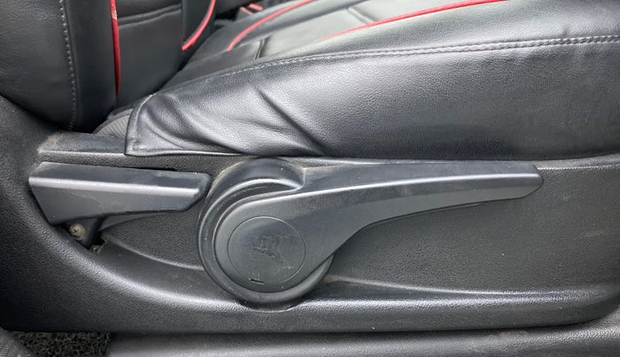 2016 Tata Tiago XZ DIESEL, Diesel, Manual, 72,077 km, Driver Side Adjustment Panel