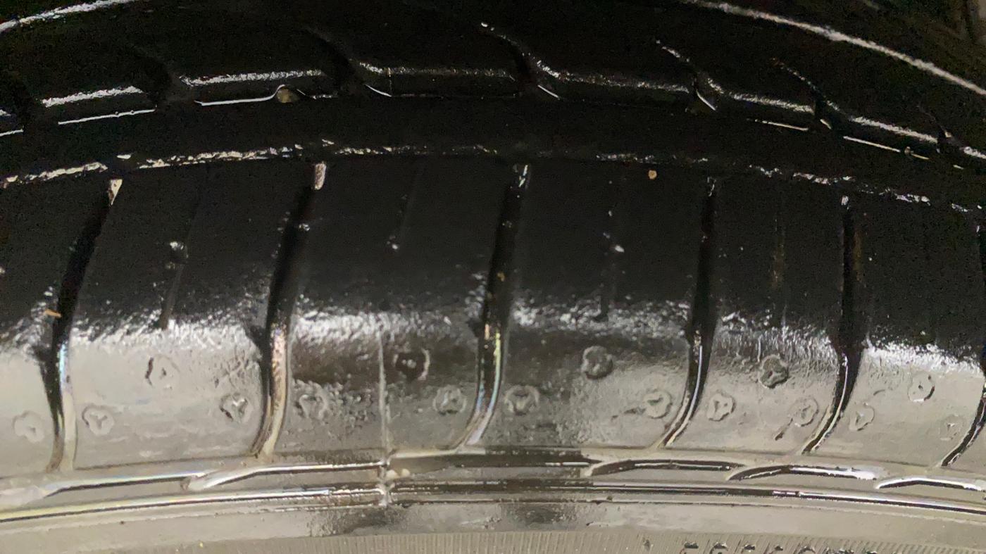 2019 Maruti Celerio VXI AMT, Petrol, Automatic, 32,347 km, Right Rear Tyre Tread