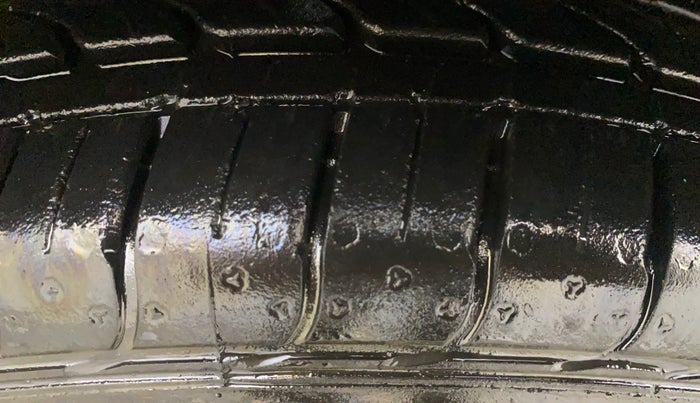 2019 Maruti Celerio VXI AMT, Petrol, Automatic, 32,347 km, Left Front Tyre Tread