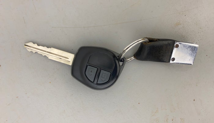 2022 Maruti Alto VXI PLUS, Petrol, Manual, 33,188 km, Key Close Up