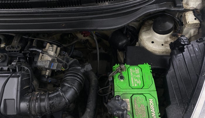 2017 Hyundai Eon ERA + SE, Petrol, Manual, 67,809 km, Engine View - Left