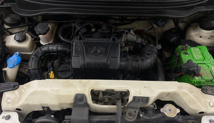 2017 Hyundai Eon ERA + SE, Petrol, Manual, 67,809 km, Engine View