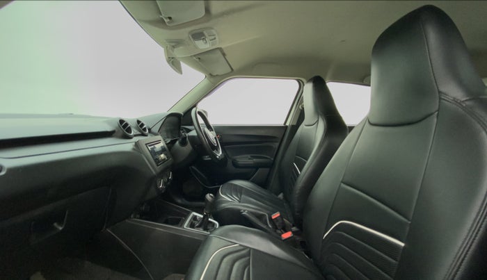 2019 Maruti Swift LXI, CNG, Manual, 40,131 km, Right Side Front Door Cabin