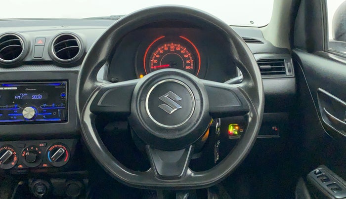 2019 Maruti Swift LXI, CNG, Manual, 40,131 km, Steering Wheel Close Up