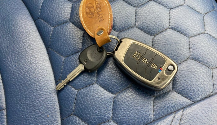 2020 Hyundai GRAND I10 NIOS SPORTZ 1.2 KAPPA VTVT, Petrol, Manual, 48,835 km, Key Close Up