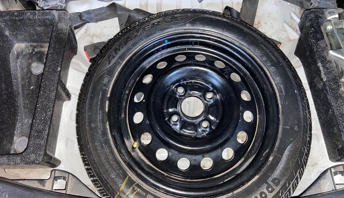 2013 Maruti Wagon R 1.0 VXI, Petrol, Manual, 38,044 km, Spare Tyre