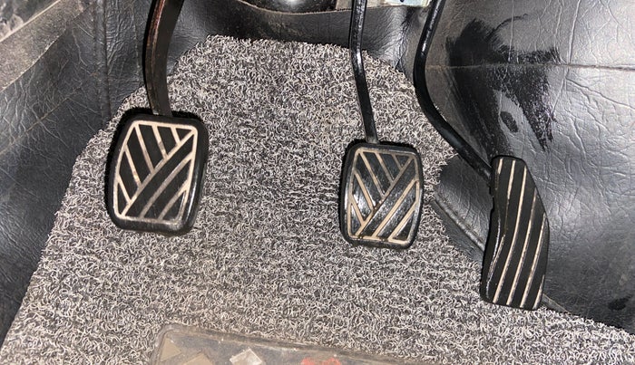 2013 Maruti Wagon R 1.0 VXI, Petrol, Manual, 38,044 km, Pedals