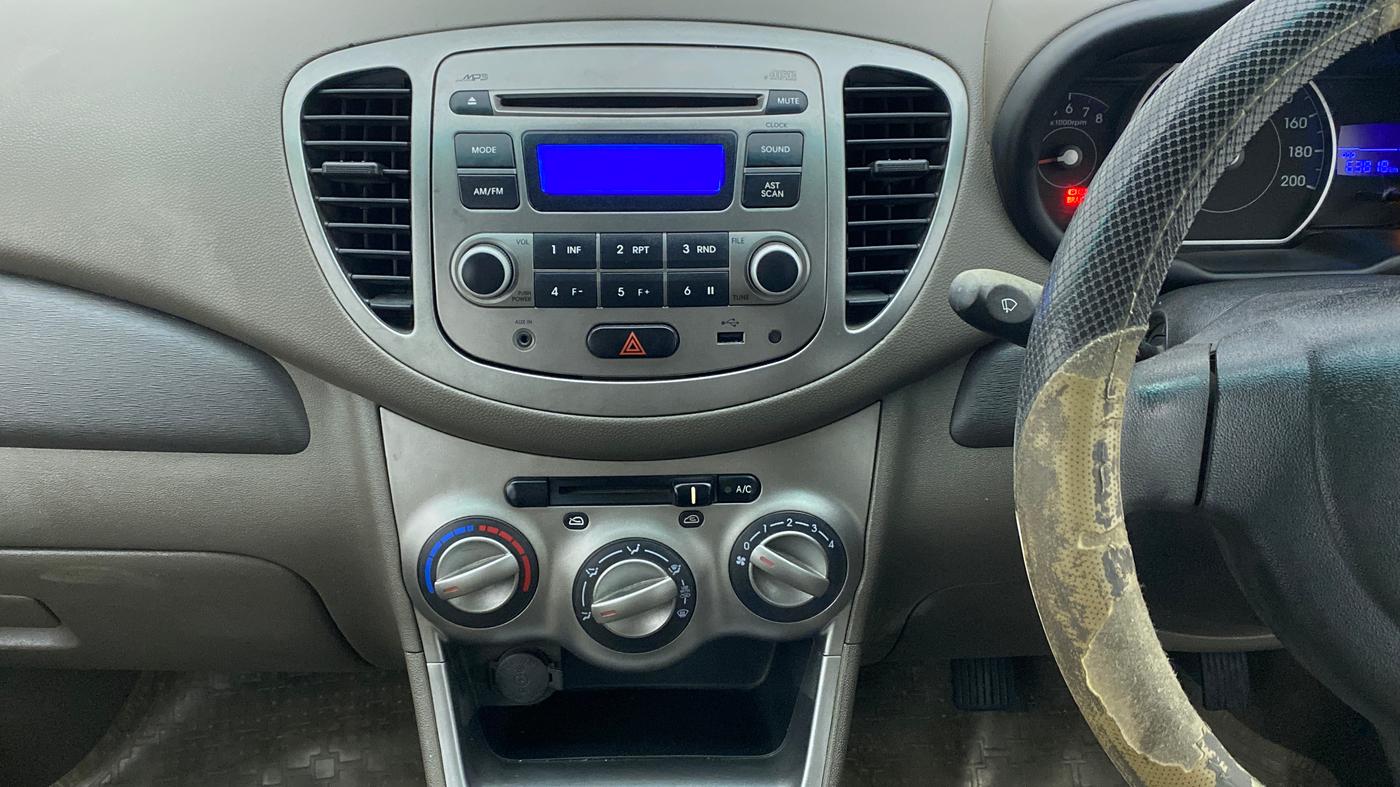 2011 Hyundai i10 MAGNA 1.2 KAPPA2, Petrol, Manual, 63,857 km, Air Conditioner