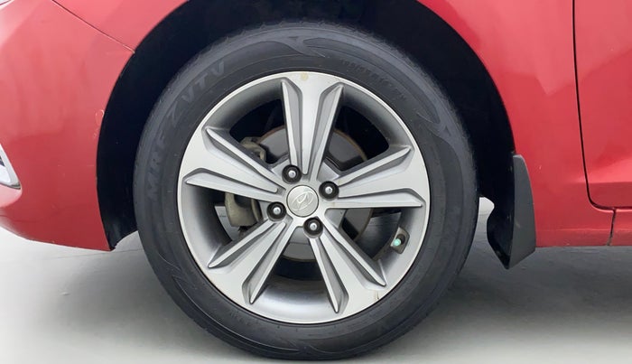 2018 Hyundai Verna 1.6 CRDI SX, Diesel, Manual, 92,300 km, Left Front Wheel