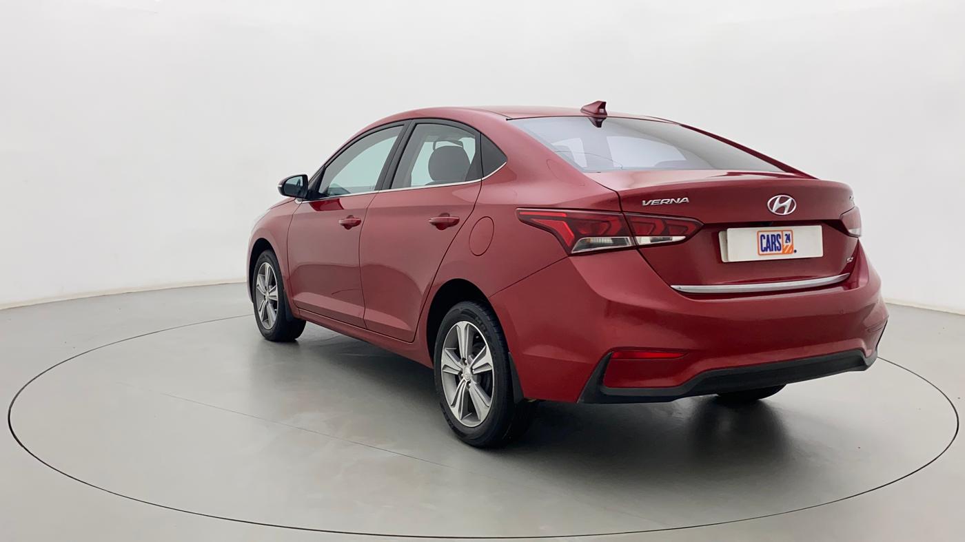 2018 Hyundai Verna 1.6 CRDI SX, Diesel, Manual, 92,300 km, Left Back Diagonal