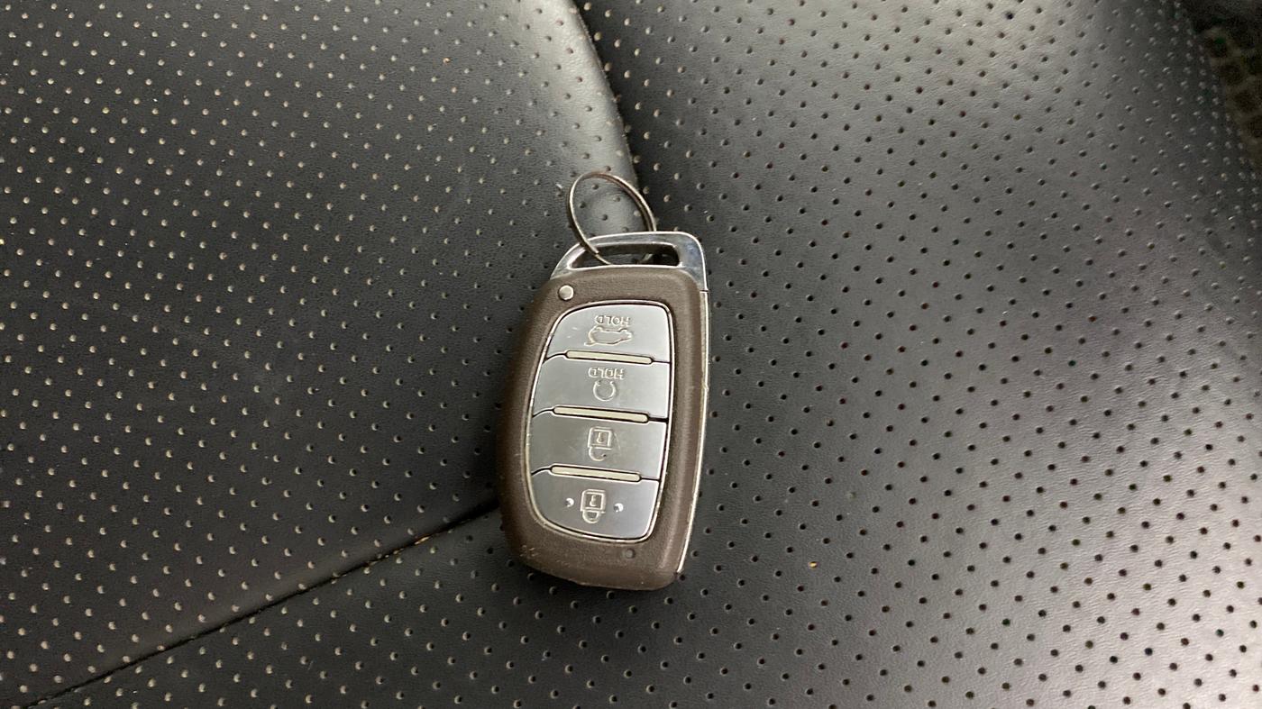 2023 Hyundai Creta SX 1.5 PETROL, Petrol, Manual, 45,225 km, Key Close Up