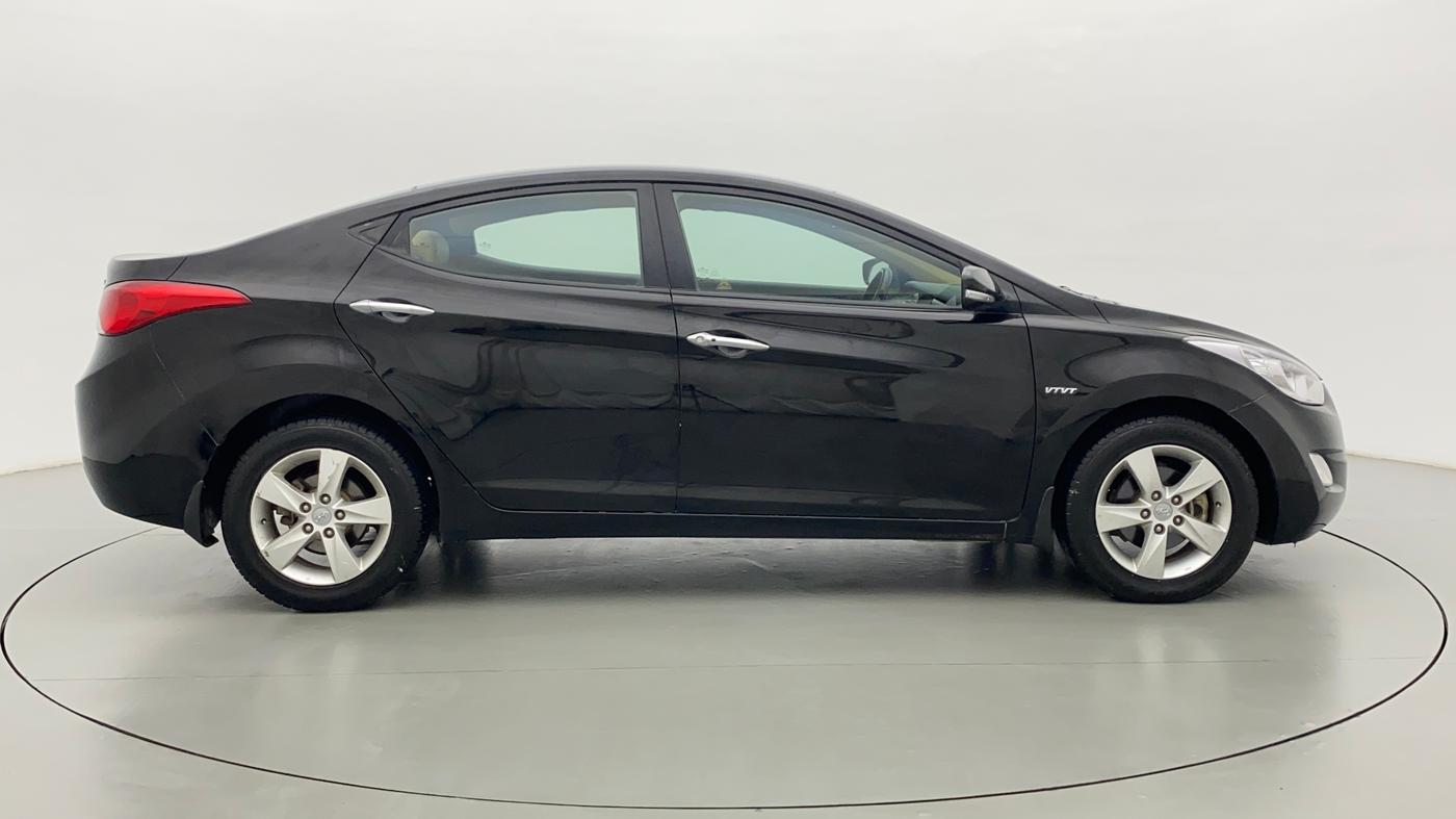 2013 Hyundai New Elantra SX 1.8 MT, Petrol, Manual, 69,400 km, Right Side View