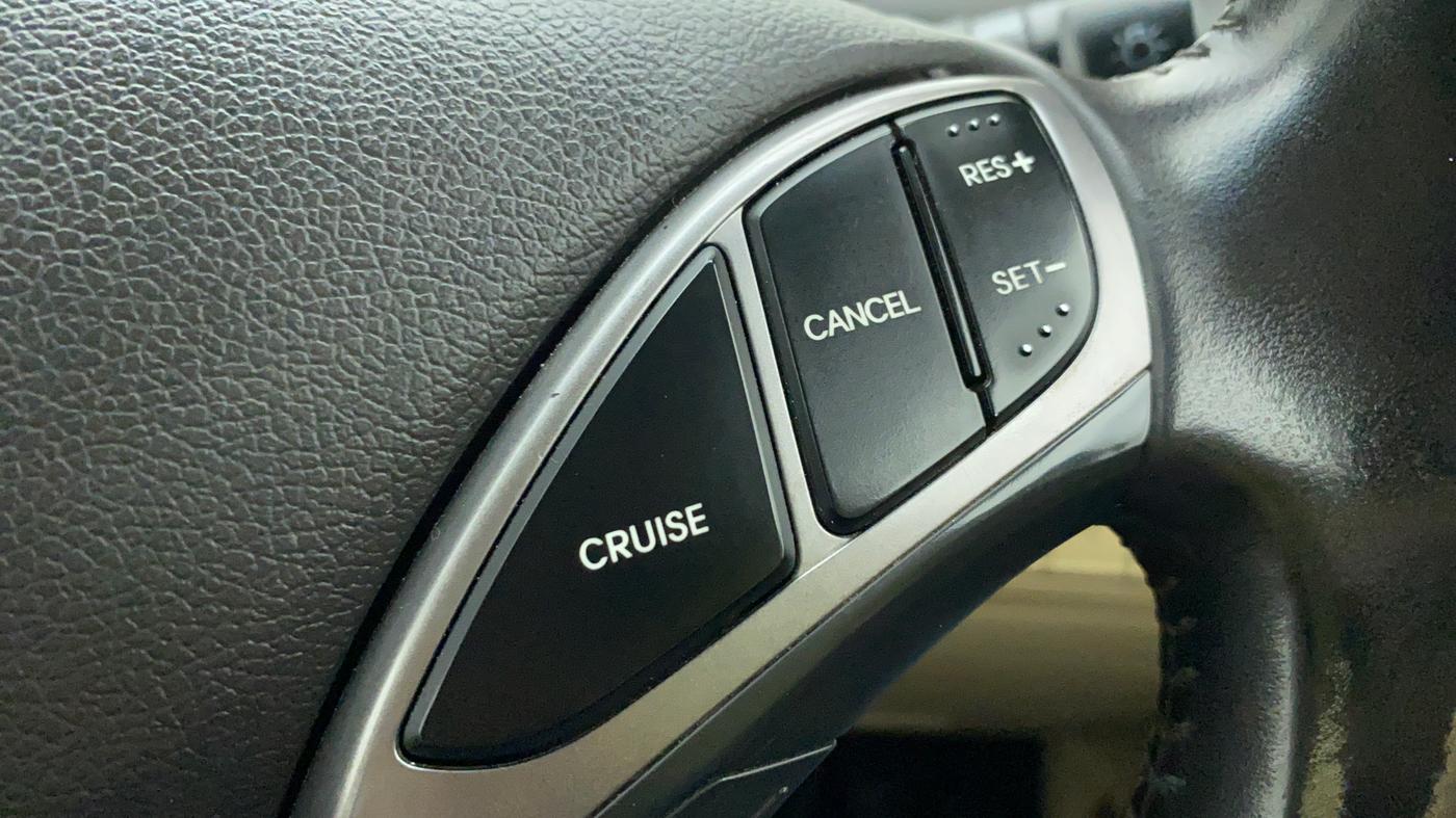 2013 Hyundai New Elantra SX 1.8 MT, Petrol, Manual, 69,400 km, Adaptive Cruise Control