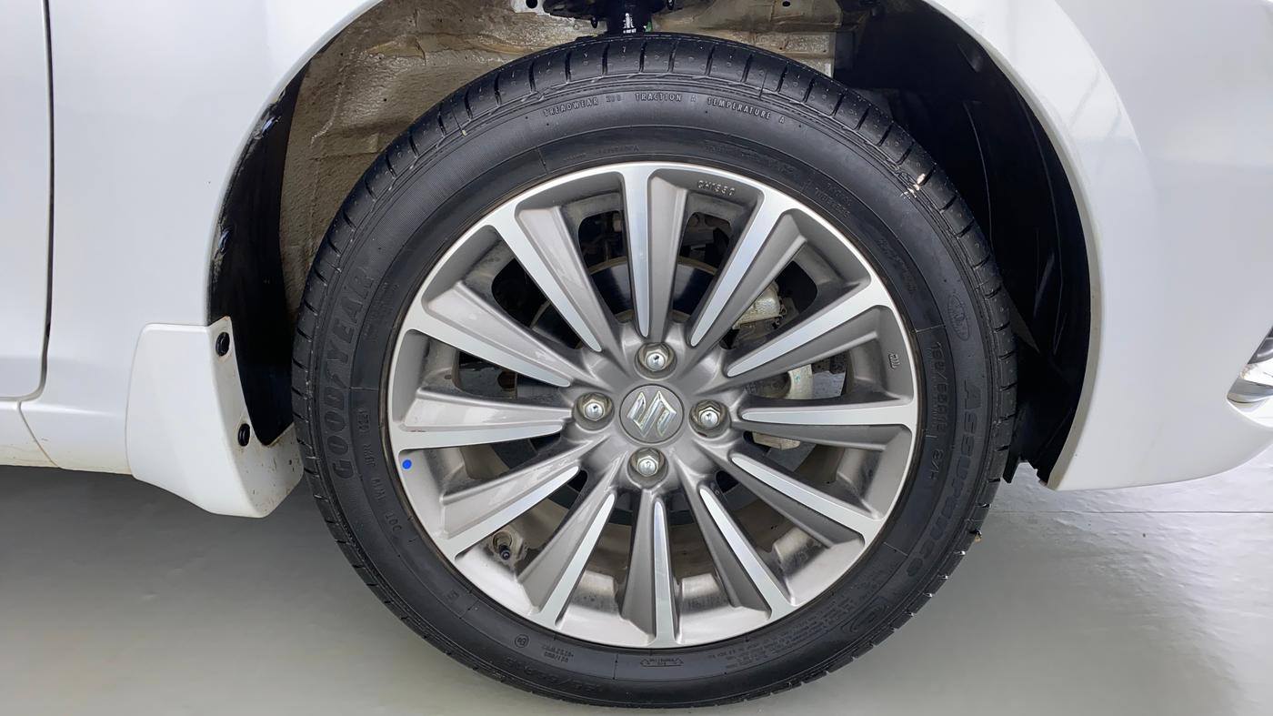 2021 Maruti Ciaz ALPHA 1.5 MT VTVT SHVS, Petrol, Manual, 5,206 km, Right Front Wheel