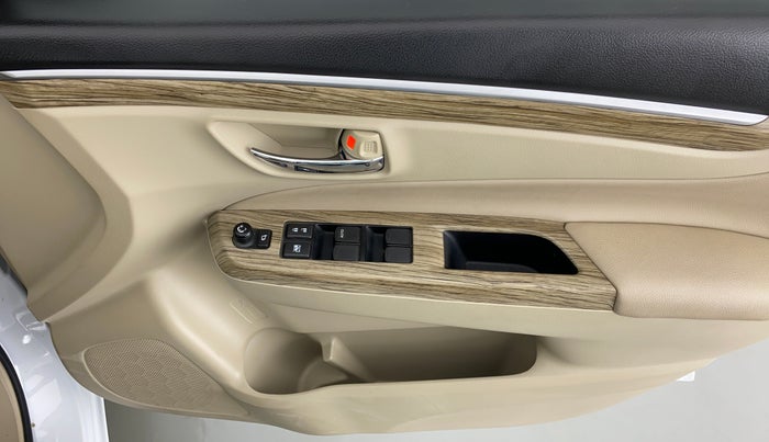 2021 Maruti Ciaz ALPHA 1.5 MT VTVT SHVS, Petrol, Manual, 5,206 km, Driver Side Door Panels Control
