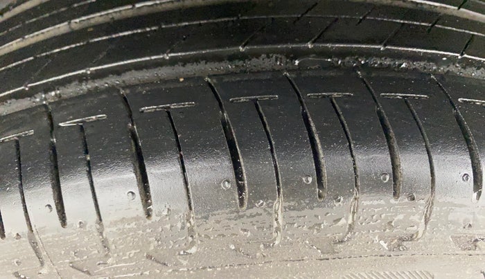 2019 Honda Amaze 1.2L I-VTEC S CVT, Petrol, Automatic, 83,149 km, Left Front Tyre Tread