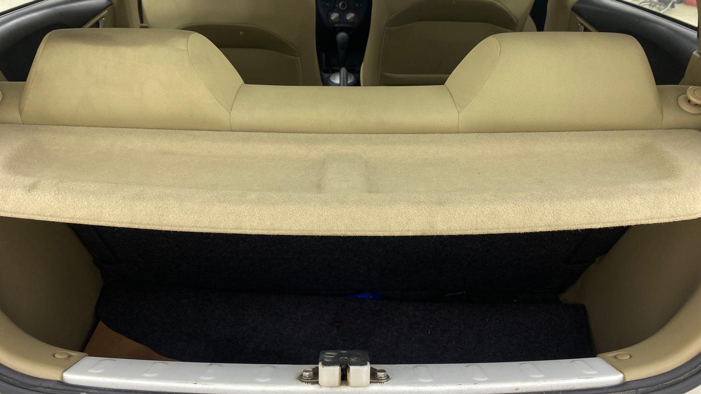 2015 Honda Brio VX AT, Petrol, Automatic, 56,639 km, Boot Inside