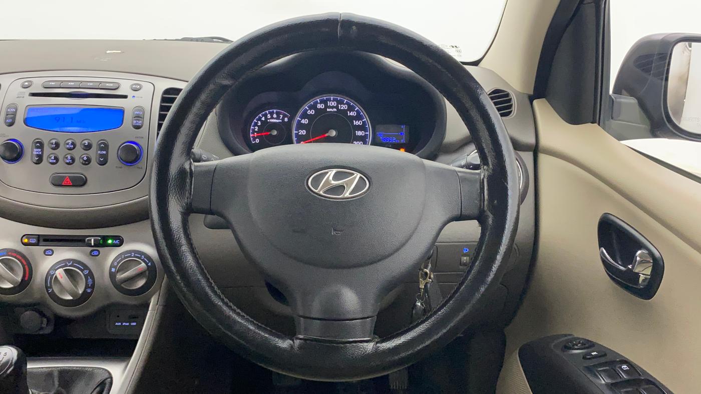 2013 Hyundai i10 SPORTZ 1.2, Petrol, Manual, 78,952 km, Steering Wheel Close Up