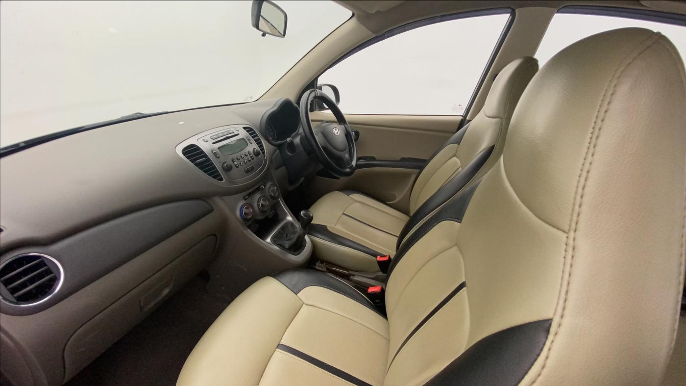 2013 Hyundai i10 SPORTZ 1.2, Petrol, Manual, 78,952 km, Right Side Front Door Cabin
