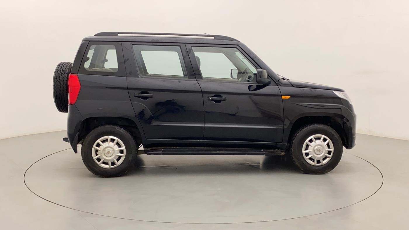 2015 Mahindra TUV300 T6, Diesel, Manual, 37,753 km, Right Side View