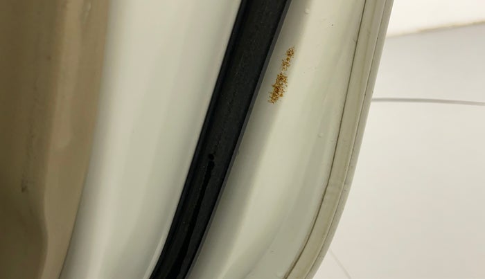 2017 Maruti Dzire ZXI AMT, Petrol, Automatic, 1,04,380 km, Right rear door - Slightly rusted