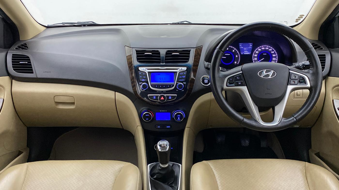 2014 Hyundai Verna FLUIDIC 1.6 SX CRDI OPT, Diesel, Manual, 62,347 km, Dashboard