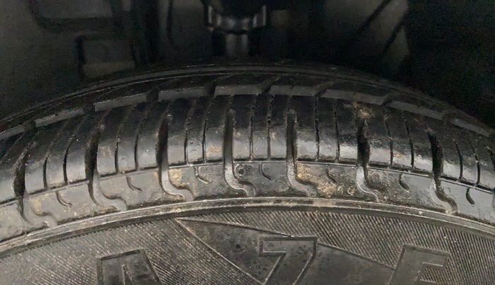 2017 Datsun Redi Go S 1.0, Petrol, Manual, 58,798 km, Left Front Tyre Tread