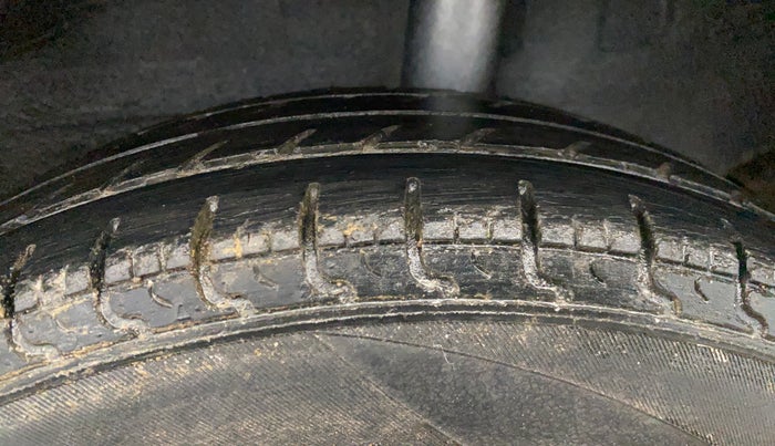 2017 Datsun Redi Go S 1.0, Petrol, Manual, 58,798 km, Left Rear Tyre Tread