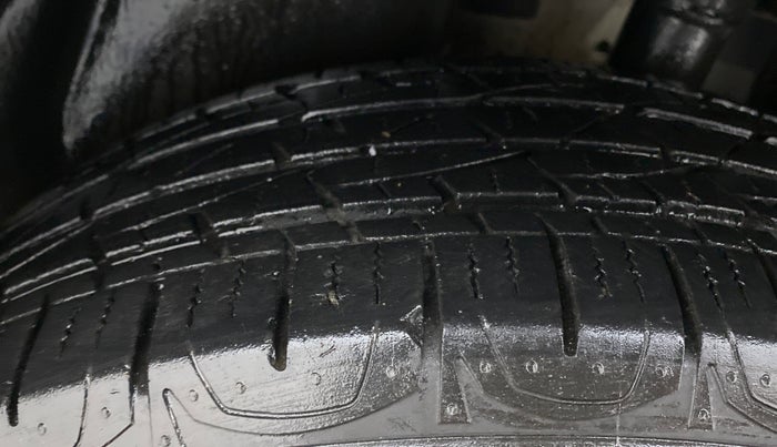2019 Jeep Compass LIMITED 1.4 AT, Petrol, Automatic, 23,519 km, Left Rear Tyre Tread