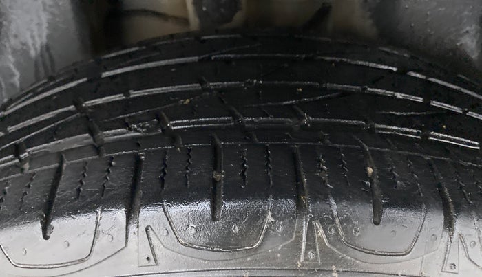 2019 Jeep Compass LIMITED 1.4 AT, Petrol, Automatic, 23,519 km, Right Rear Tyre Tread