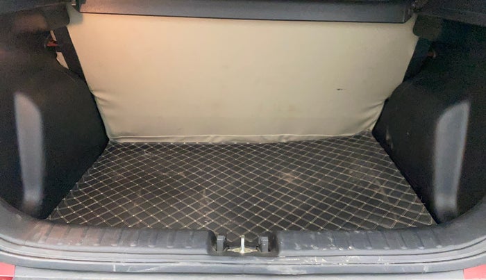 2021 KIA SONET HTX 1.0 IMT, Petrol, Manual, 43,130 km, Boot Inside