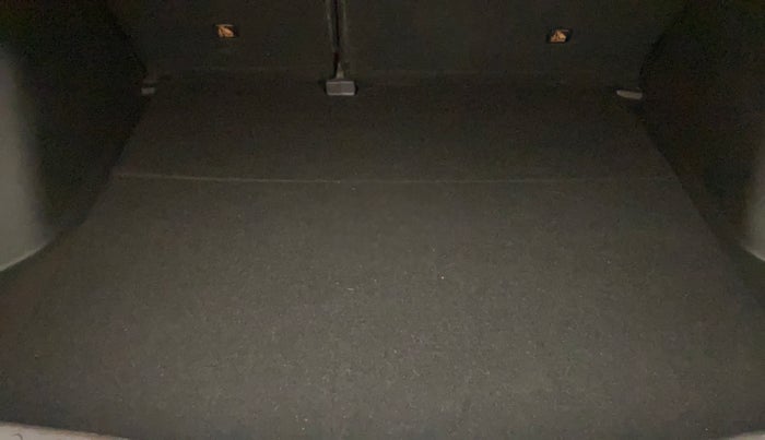 2023 Honda ELEVATE ZX MT, Petrol, Manual, 54,155 km, Boot Inside