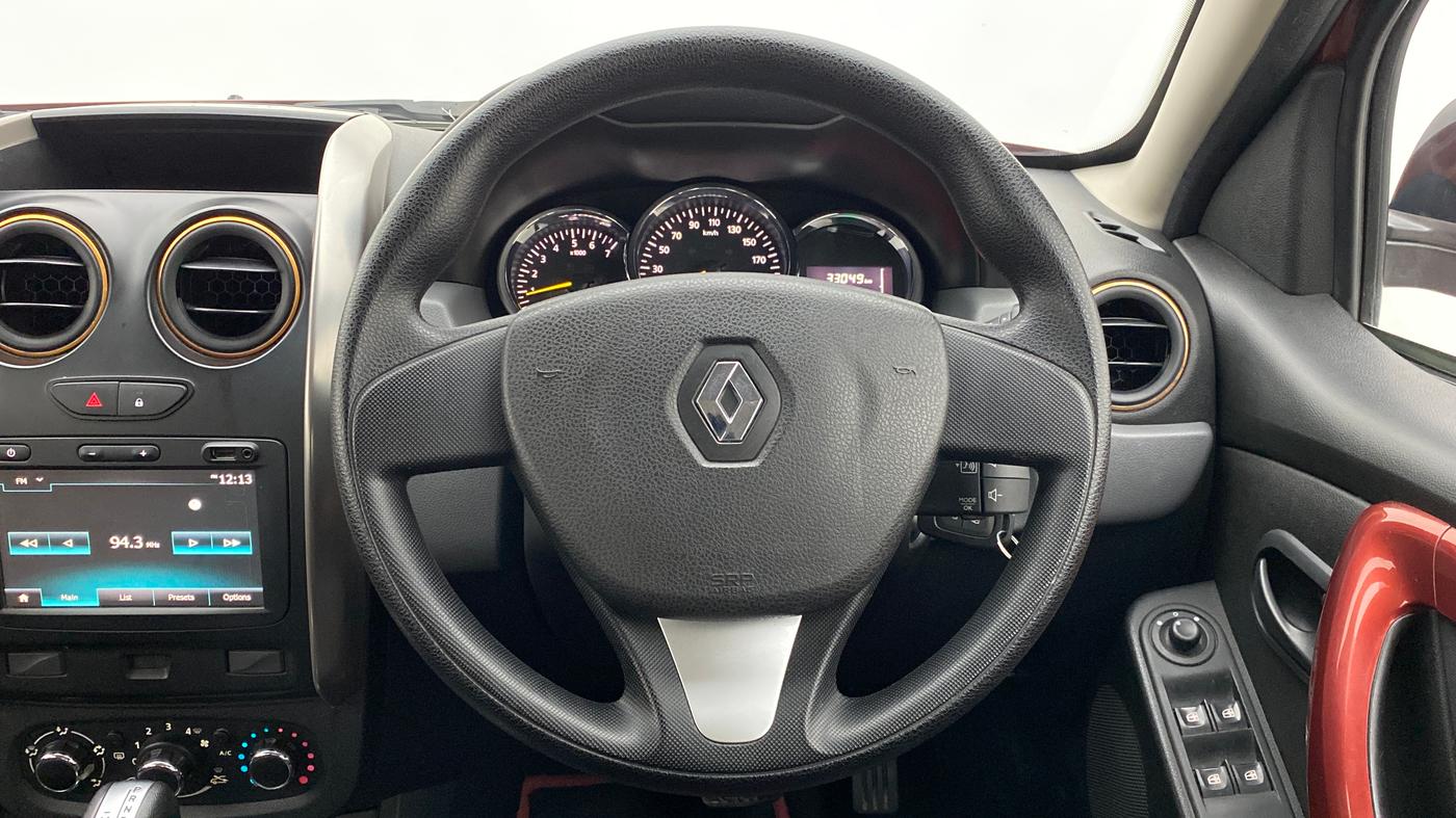 2017 Renault Duster RXS CVT 106 PS, Petrol, Automatic, 33,048 km, Steering Wheel Close Up
