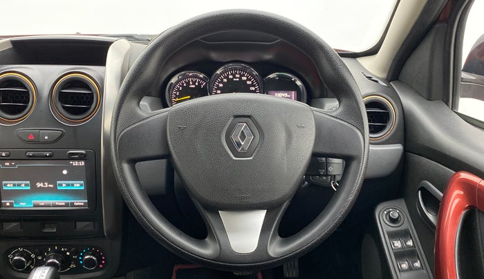 2017 Renault Duster RXS CVT 106 PS, Petrol, Automatic, 33,048 km, Steering Wheel Close Up
