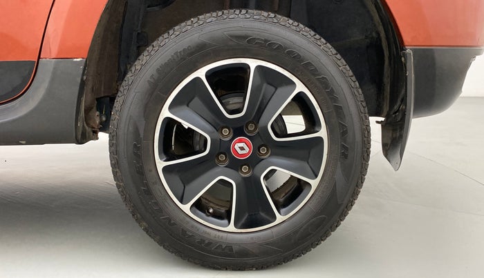 2017 Renault Duster RXS CVT 106 PS, Petrol, Automatic, 33,048 km, Left Rear Wheel