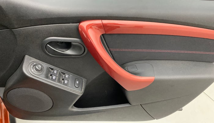 2017 Renault Duster RXS CVT 106 PS, Petrol, Automatic, 33,048 km, Driver Side Door Panels Control