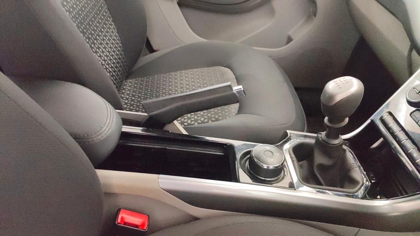 2017 Tata NEXON XZ PLUS PETROL, Petrol, Manual, 59,994 km, Gear Lever
