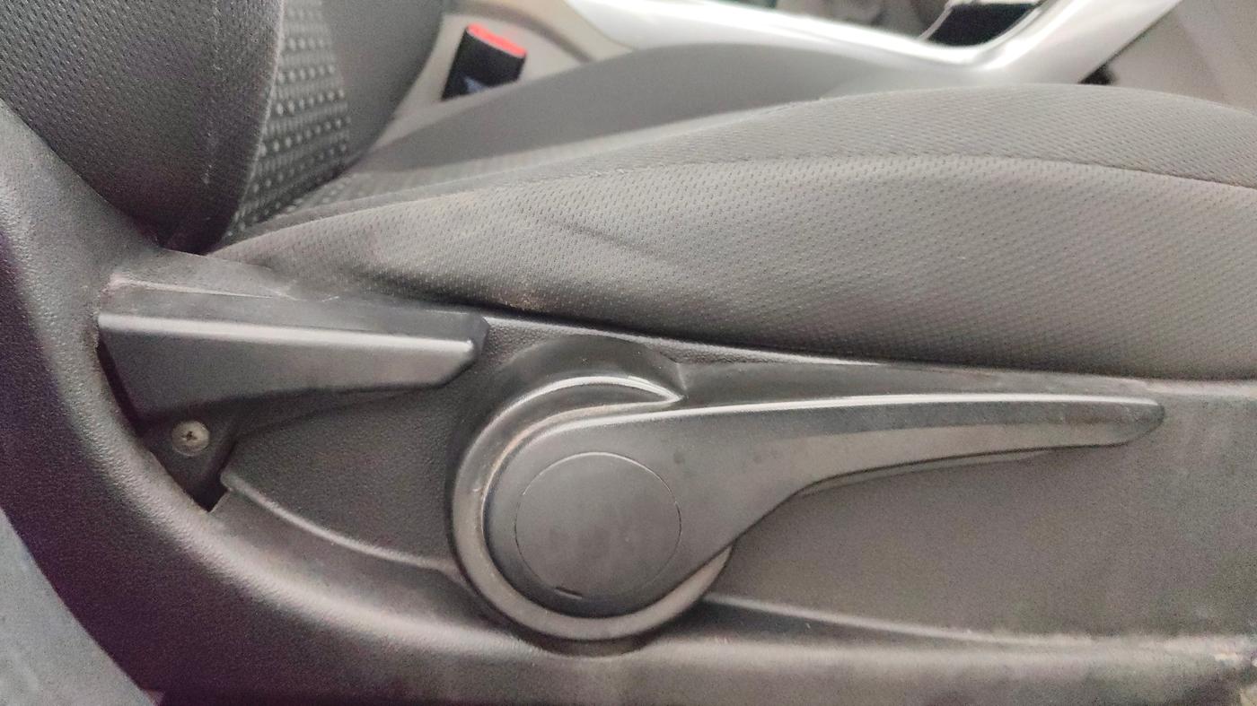2017 Tata NEXON XZ PLUS PETROL, Petrol, Manual, 59,994 km, Driver Side Adjustment Panel