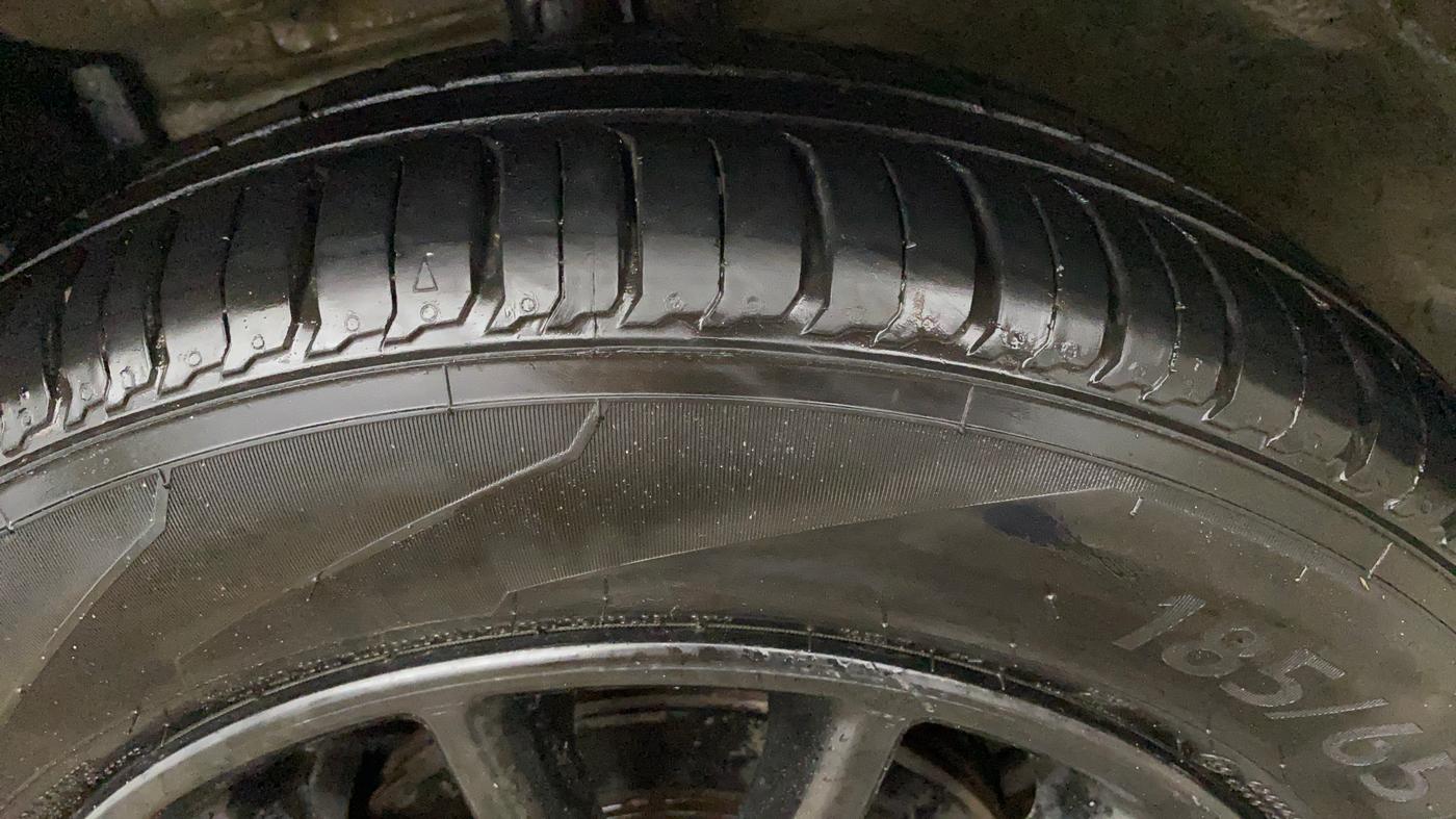 2017 Maruti Ciaz ZETA 1.4  AT PETROL, Petrol, Automatic, 48,006 km, Left Front Tyre Tread