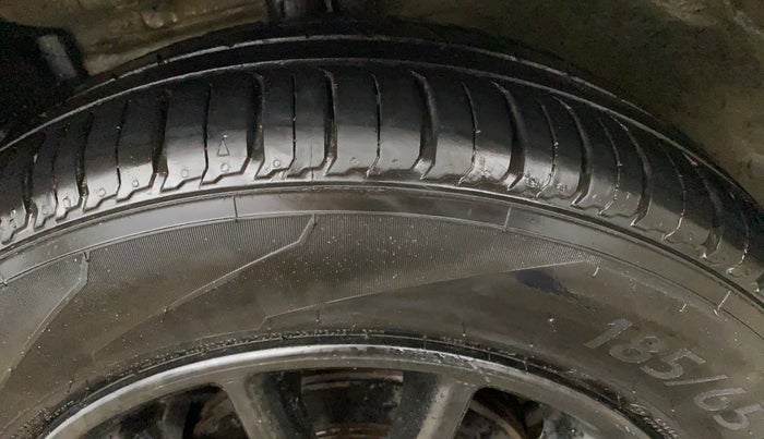 2017 Maruti Ciaz ZETA 1.4  AT PETROL, Petrol, Automatic, 48,006 km, Left Front Tyre Tread