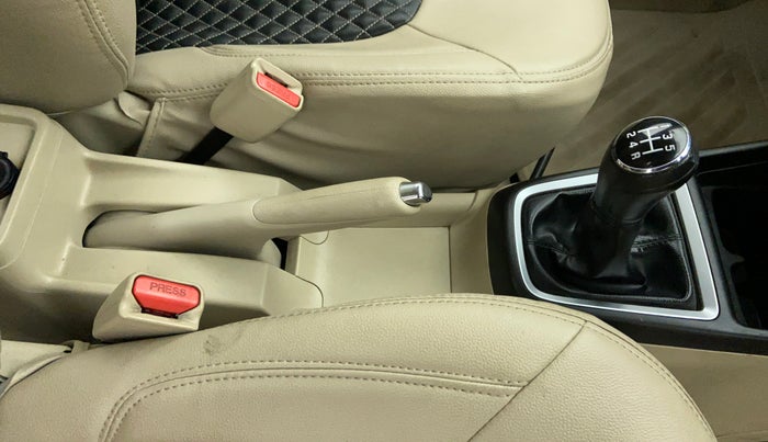 2017 Maruti Dzire VXI, Petrol, Manual, 23,321 km, Gear Lever